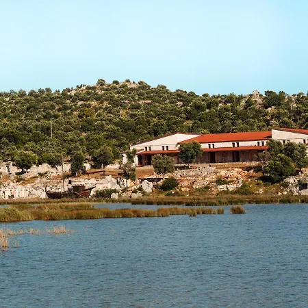 Likya Yolu Han/Misafirhane Kapaklı